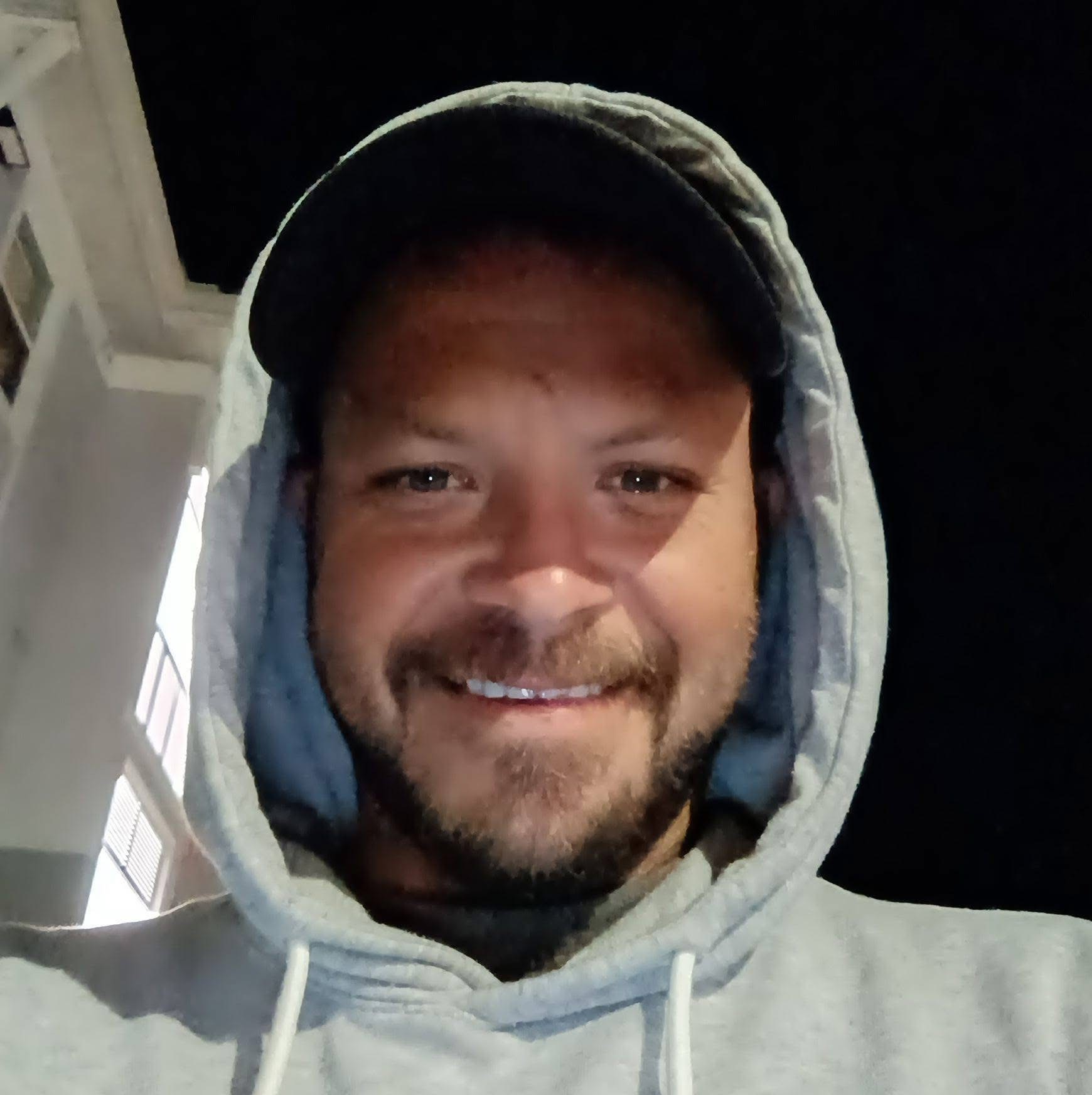 jonathan  lucas