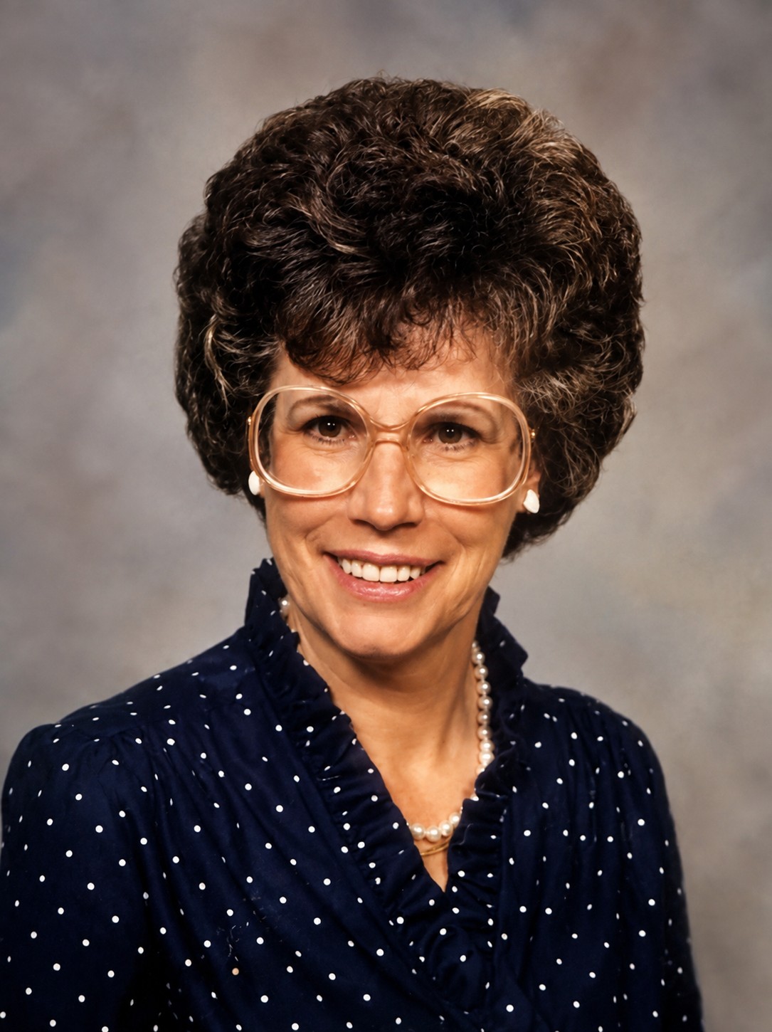 lola  hansel